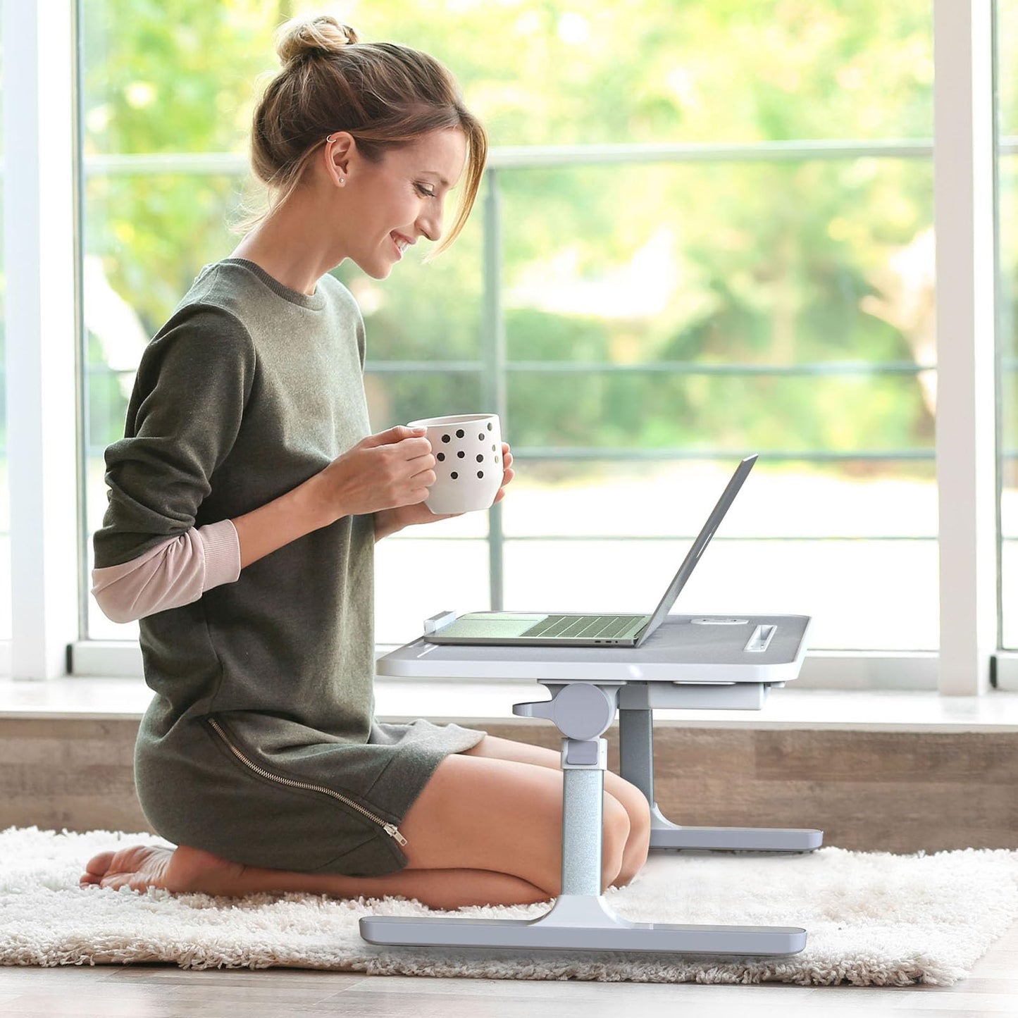 RAINBEAN Lap Desk with Charging Port and Book Stand, Foldable and Adjustable Laptop Desk for Bed and Sofa